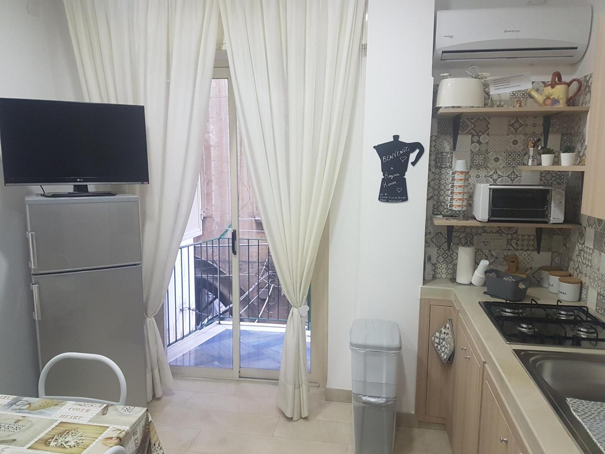 Reginahouse Apartment Napoli Ngoại thất bức ảnh